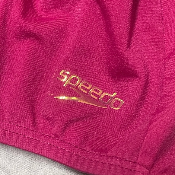 Speedo Size 16 Fuchsia Shirred One Piece Tummy Control UPF 50 - Picture 4 of 7